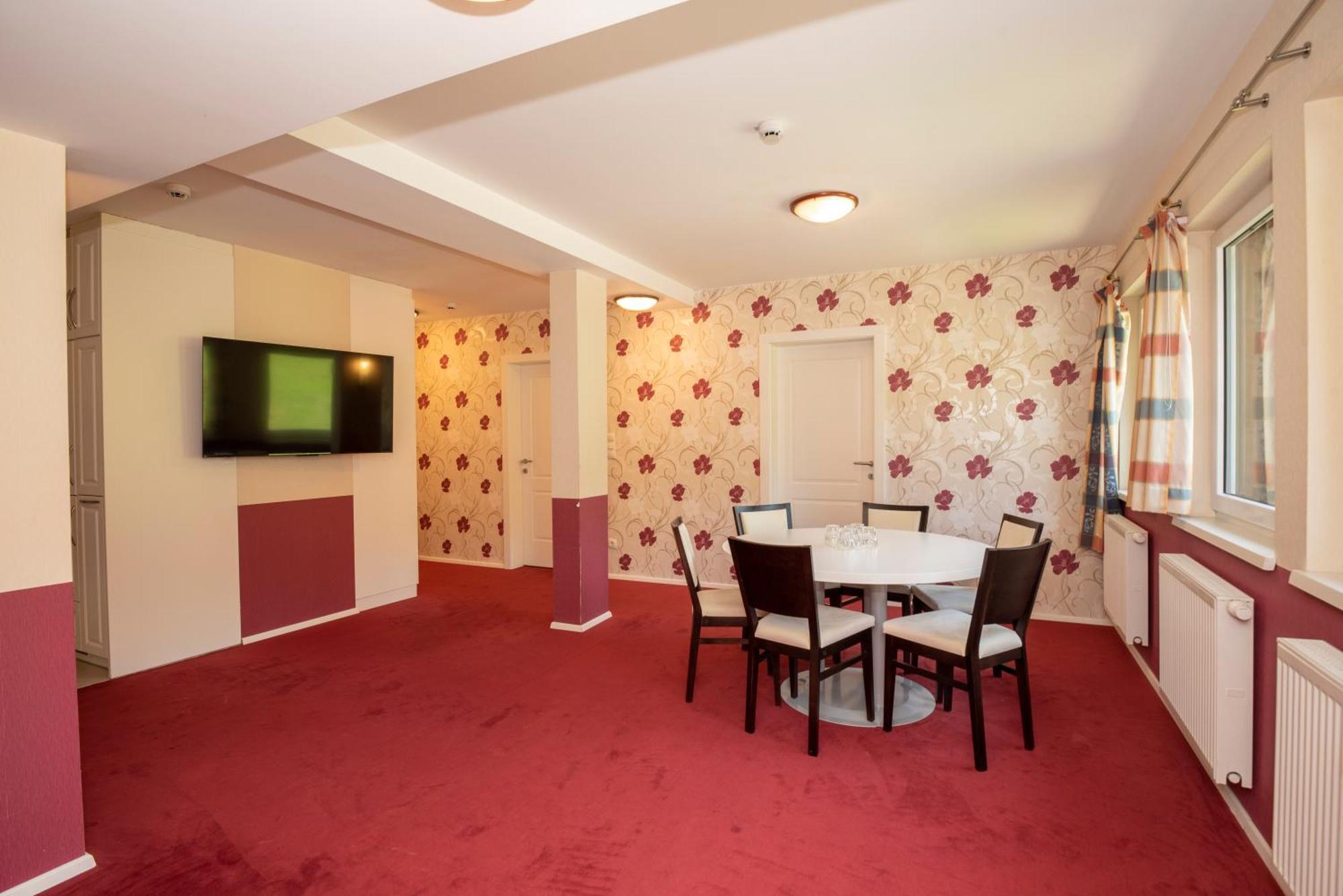 Hotel Alpen Arnika Tauplitzalm Bagian luar foto