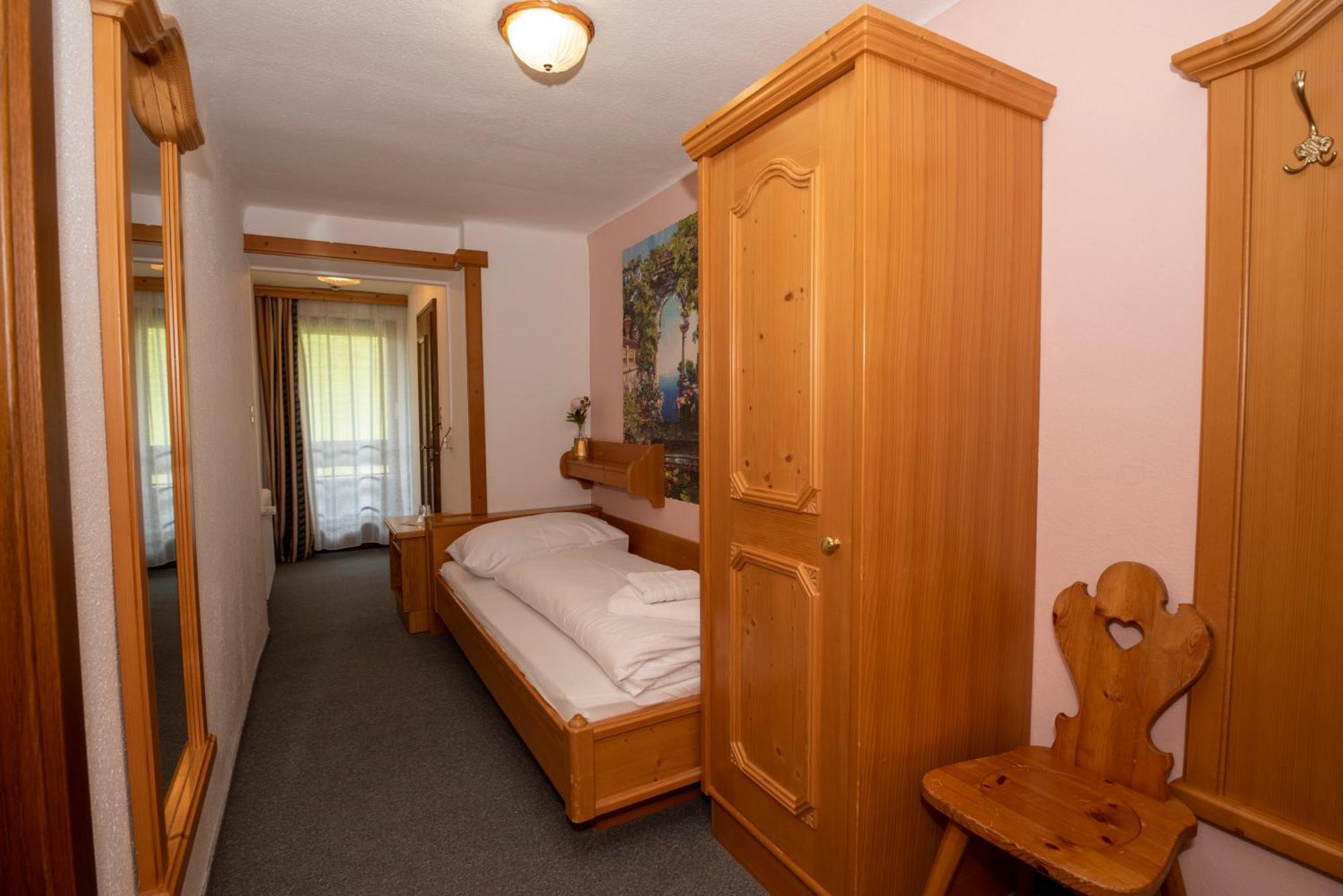 Hotel Alpen Arnika Tauplitzalm Bagian luar foto